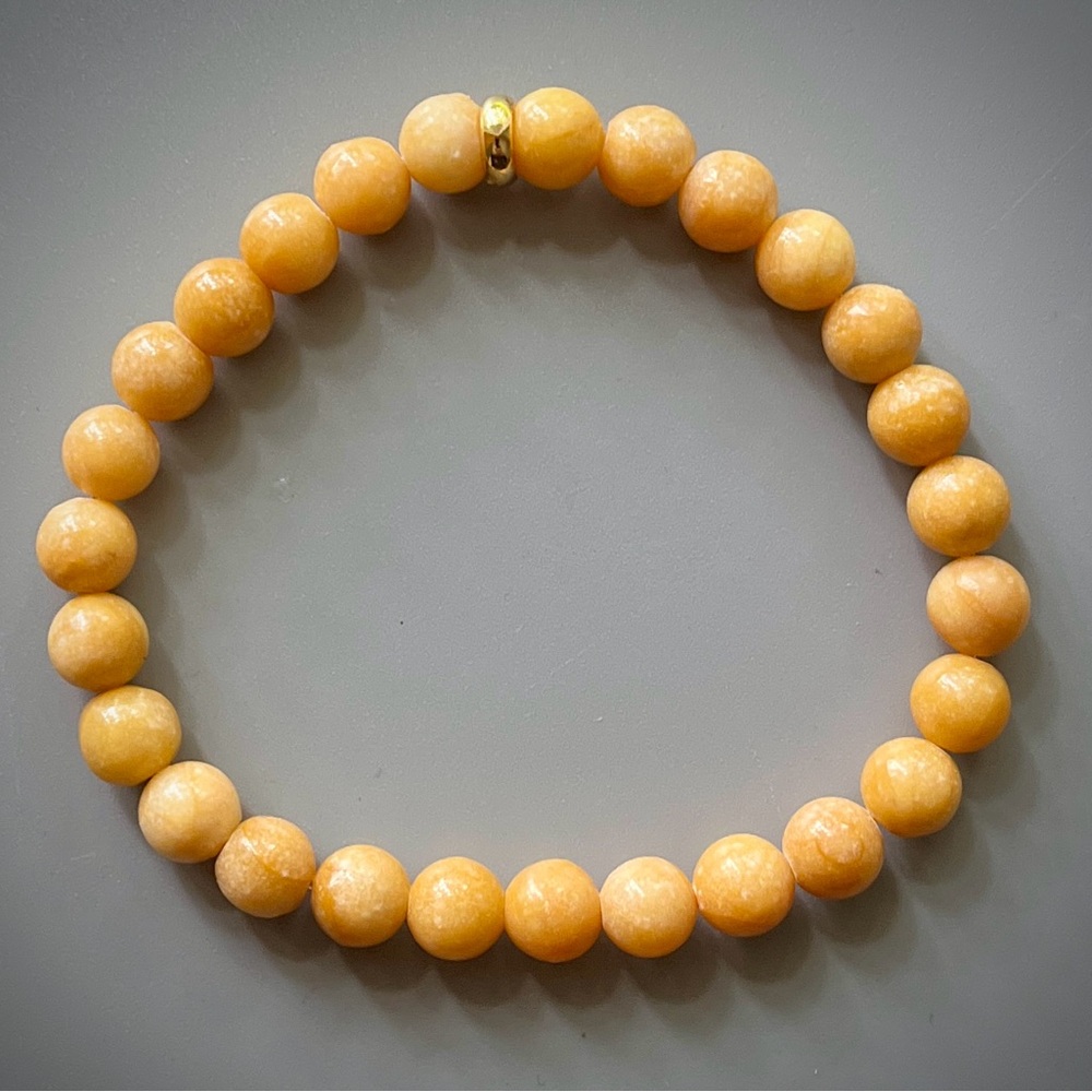 Yellow Jade Handcrafted Bead Bracelet - Picture 4 of 4